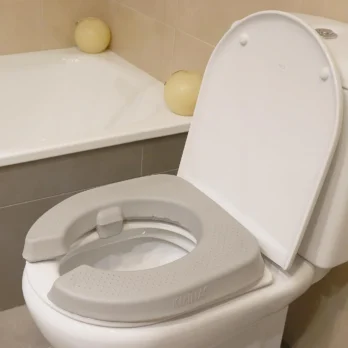 asiento elevador de inodoro altura ideal para adultos mayores