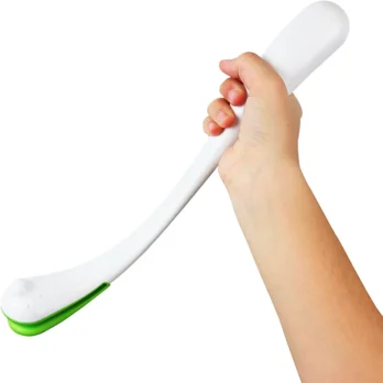 brazo extensor ergonomico para facilitar el aseo de la espalda