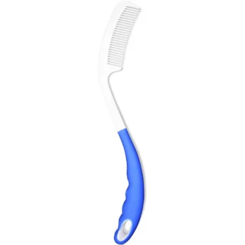 cepillo curvo azul para facilitar la higiene personal