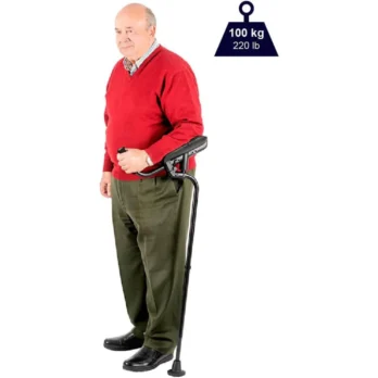hombre mayor usando muleta ergonomica con empunadura acolchada