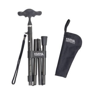 Bastón plegable de fibra de carbono recogido, junto a su funda negra